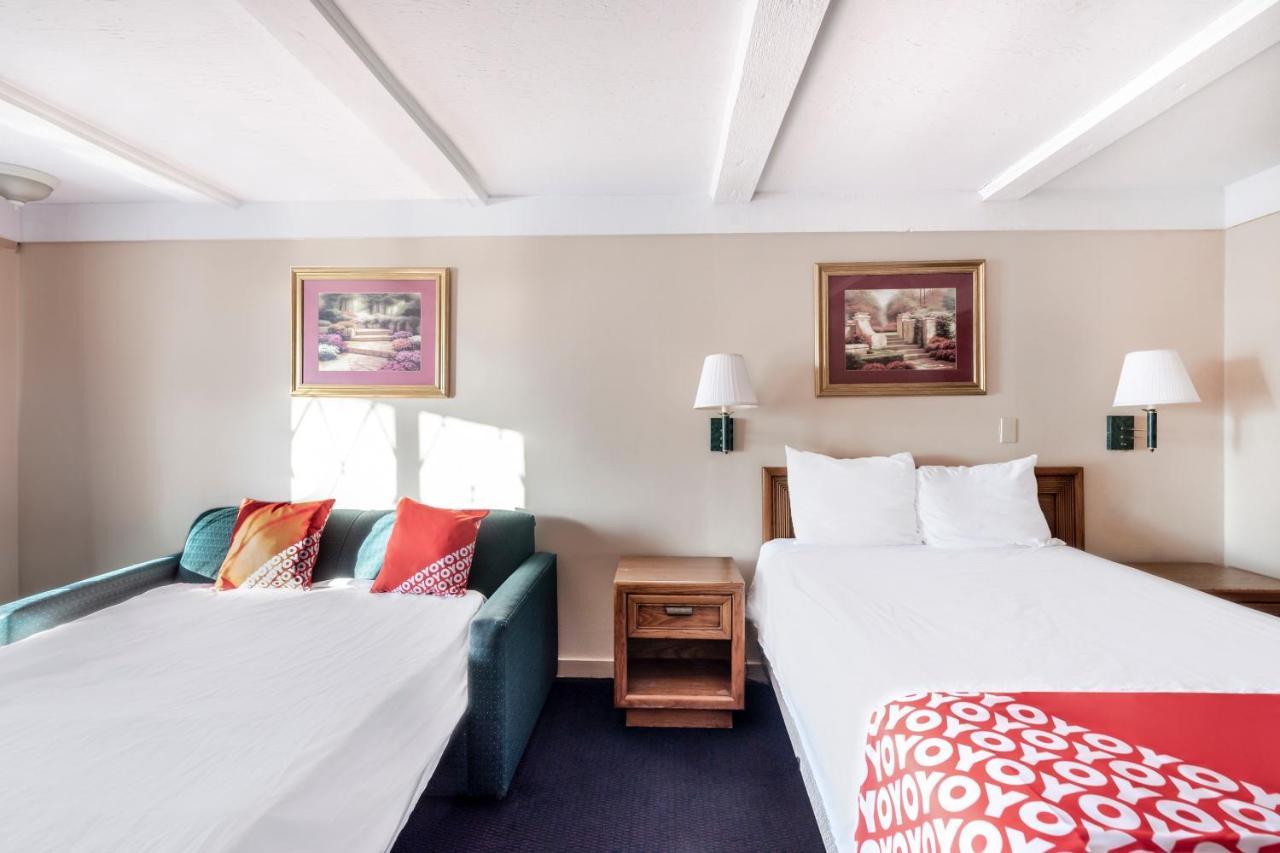 Oyo Hotel Wadsworth Oh I-76 Eksteriør bilde