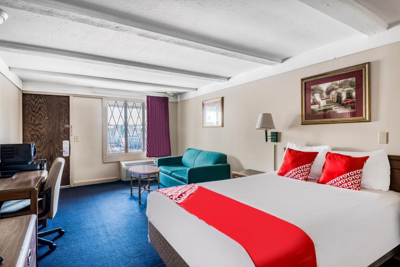 Oyo Hotel Wadsworth Oh I-76 Eksteriør bilde