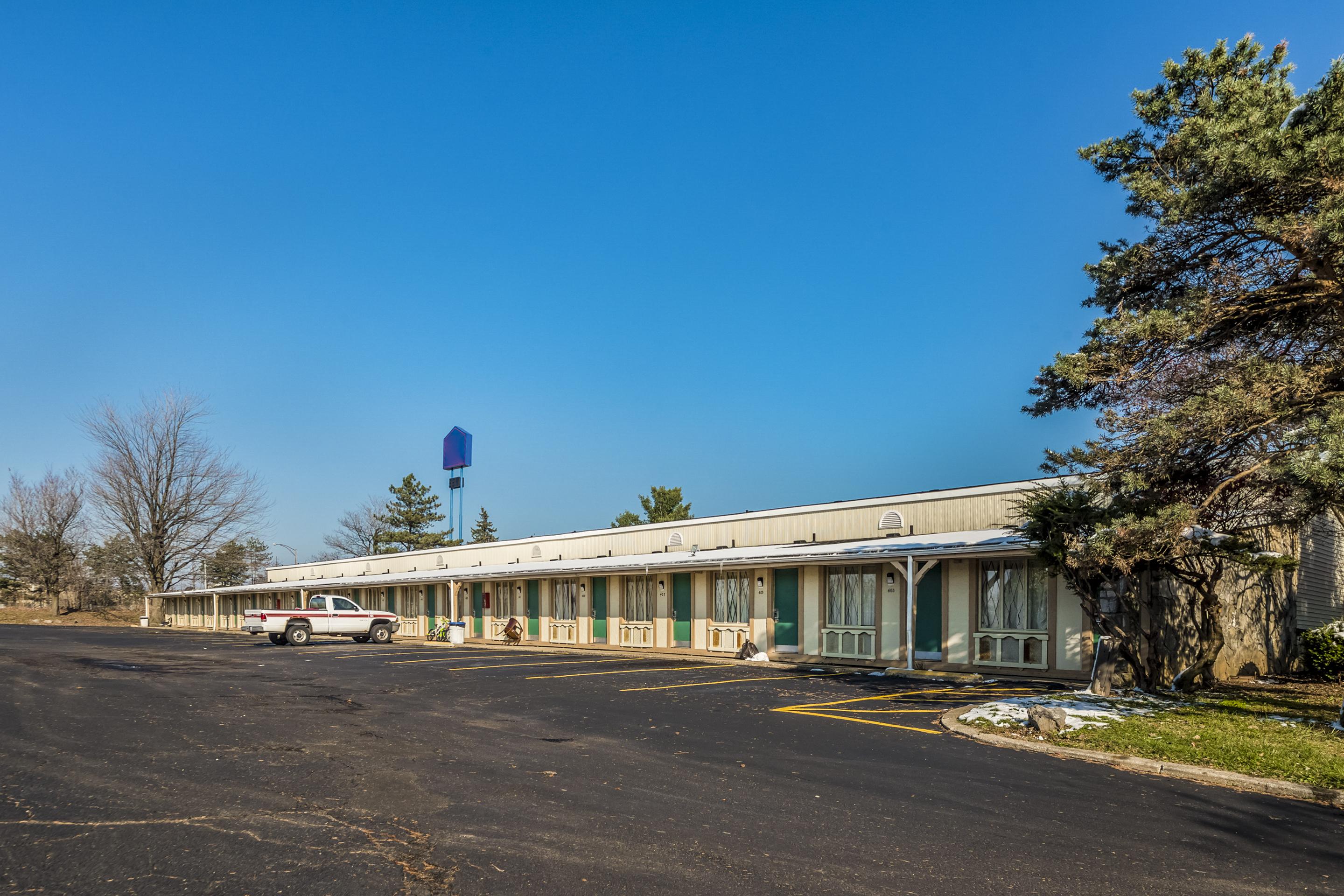 Oyo Hotel Wadsworth Oh I-76 Eksteriør bilde